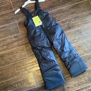 Snow Bibs XS (4/5) All in Motion Black New!